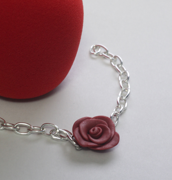 Bracciale "Rosa" fatto a mano.