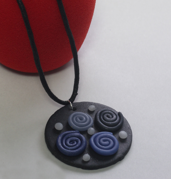 Collana "Spirali" fatta in cernit.