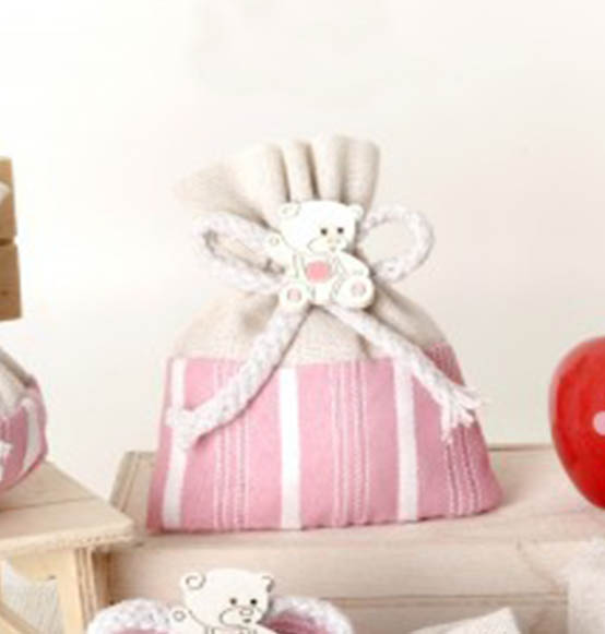sacchettini portaconfetti battesimo rosa con cordino e orsetto in legno Linea BELLA 8x10 CM