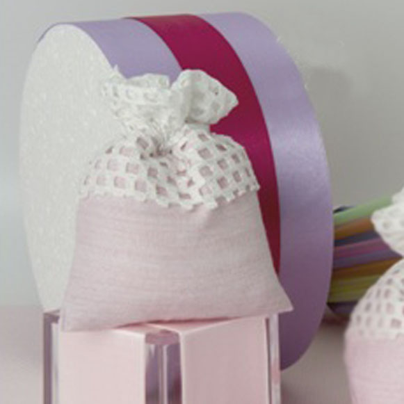 Sacchettini portaconfetti nascita battesimo rosa con merletto bianco cm 8X10