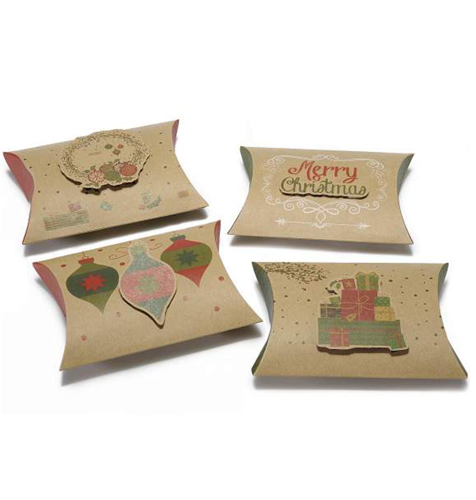 36Pz. Scatola regalo natalizia a cuscino in carta naturale con disegni in rilievo  Misure: cm 14,5 x 3 x 10,5 H