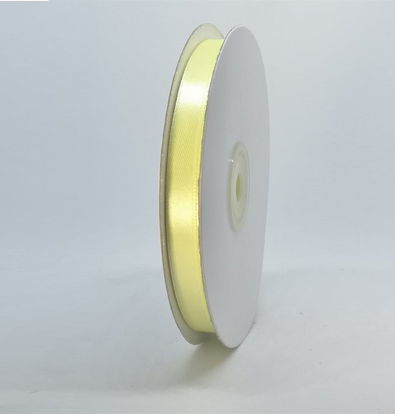 Nastro raso giallo chiaro cm. 1x50mt.